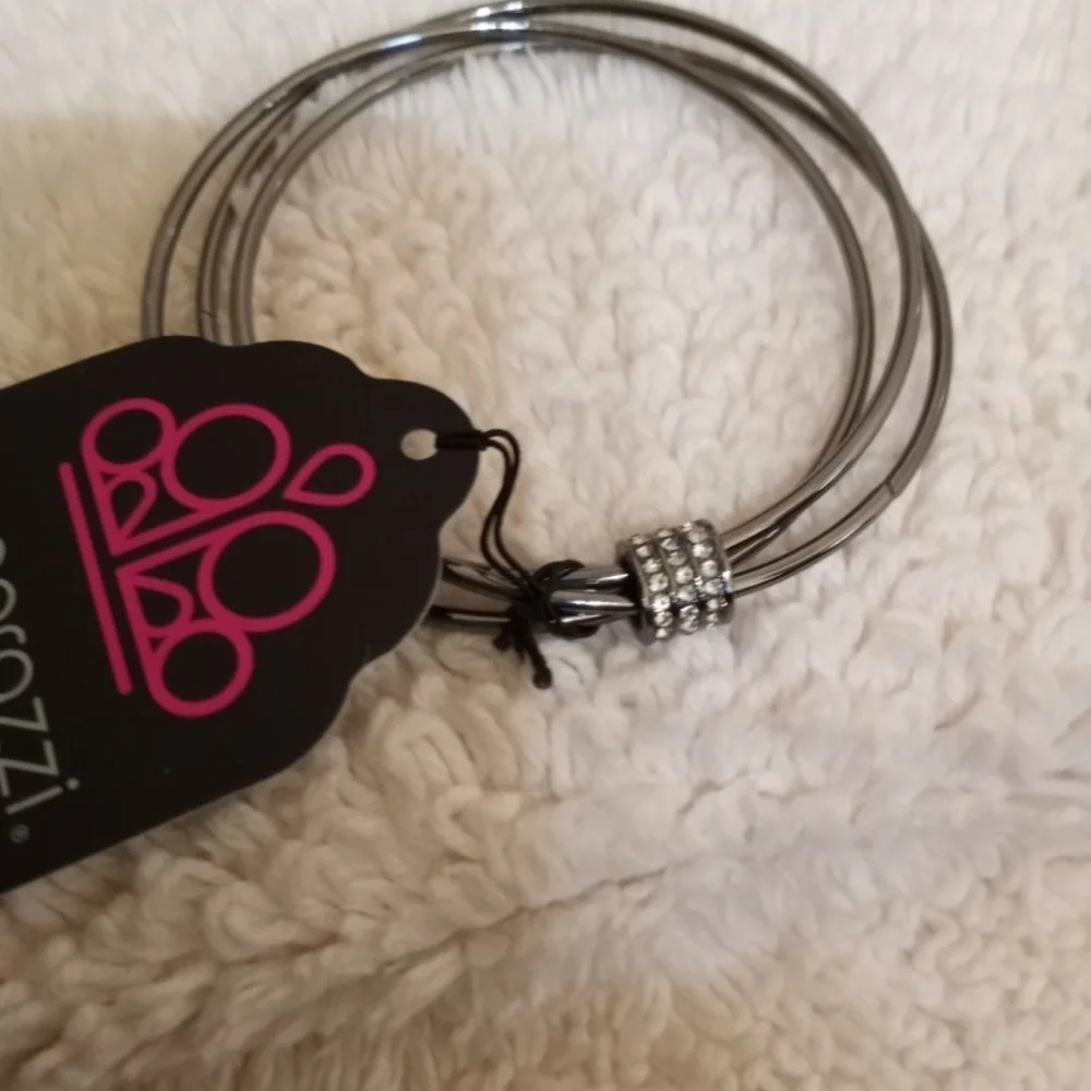 Roll Put the Rhinestone NWT Bracelet